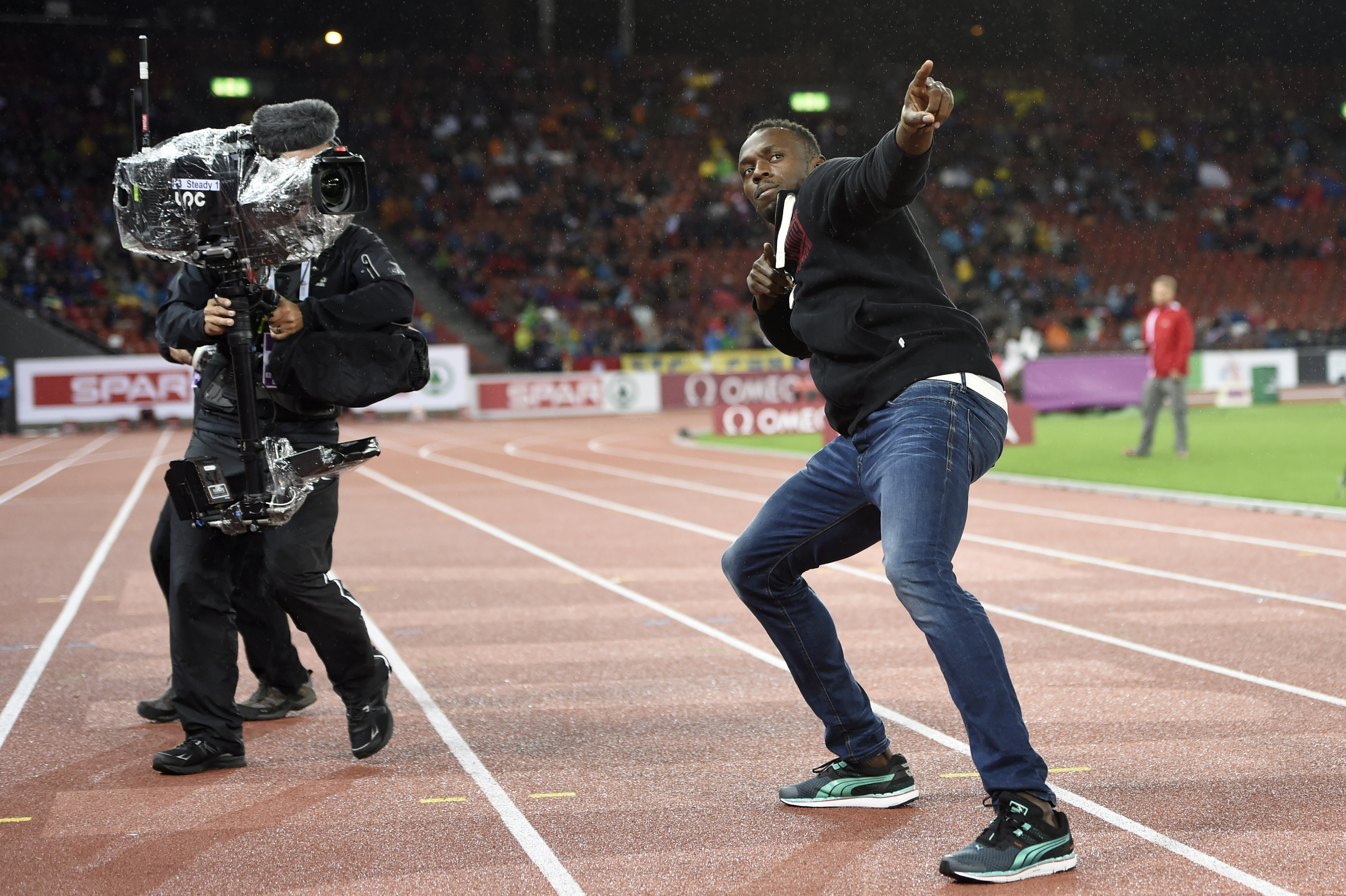 INTERVIU / Câmpeanu, atletul român care se ia la întrecere cu Bolt