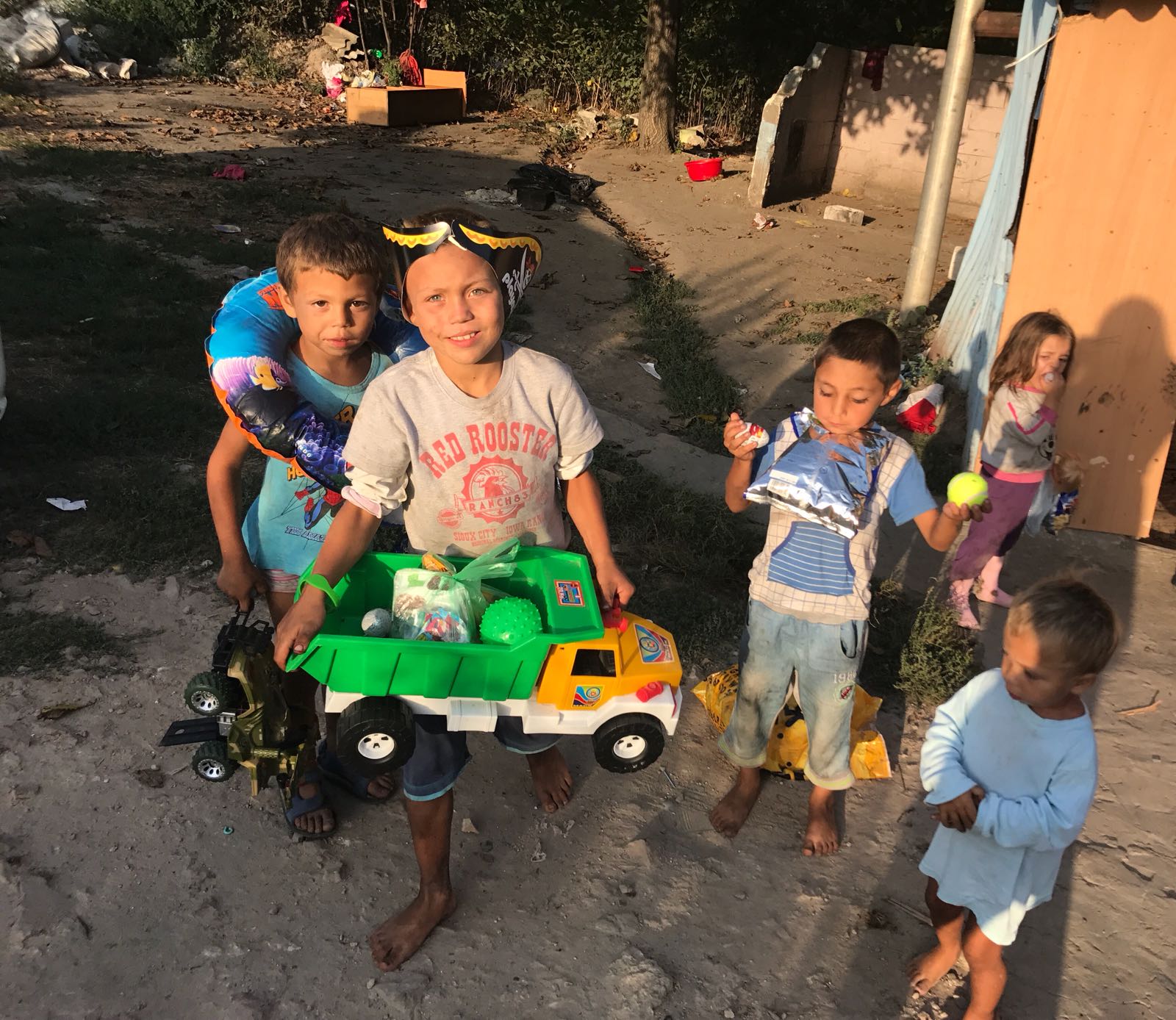 REPORTAJ: Dacă unii pozează în Bunul Samaritean doar de sărbători, ea aduce alinare tot timpul anului| FOTO