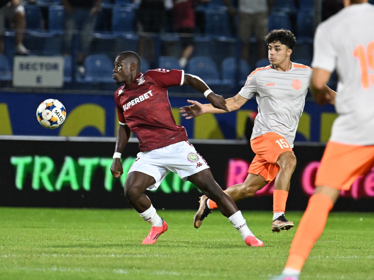 Kader Keita de la Rapid a fost reținut 24 de ore după ce a lovit cu mașina o femeie și a fugit de la locul accidentului