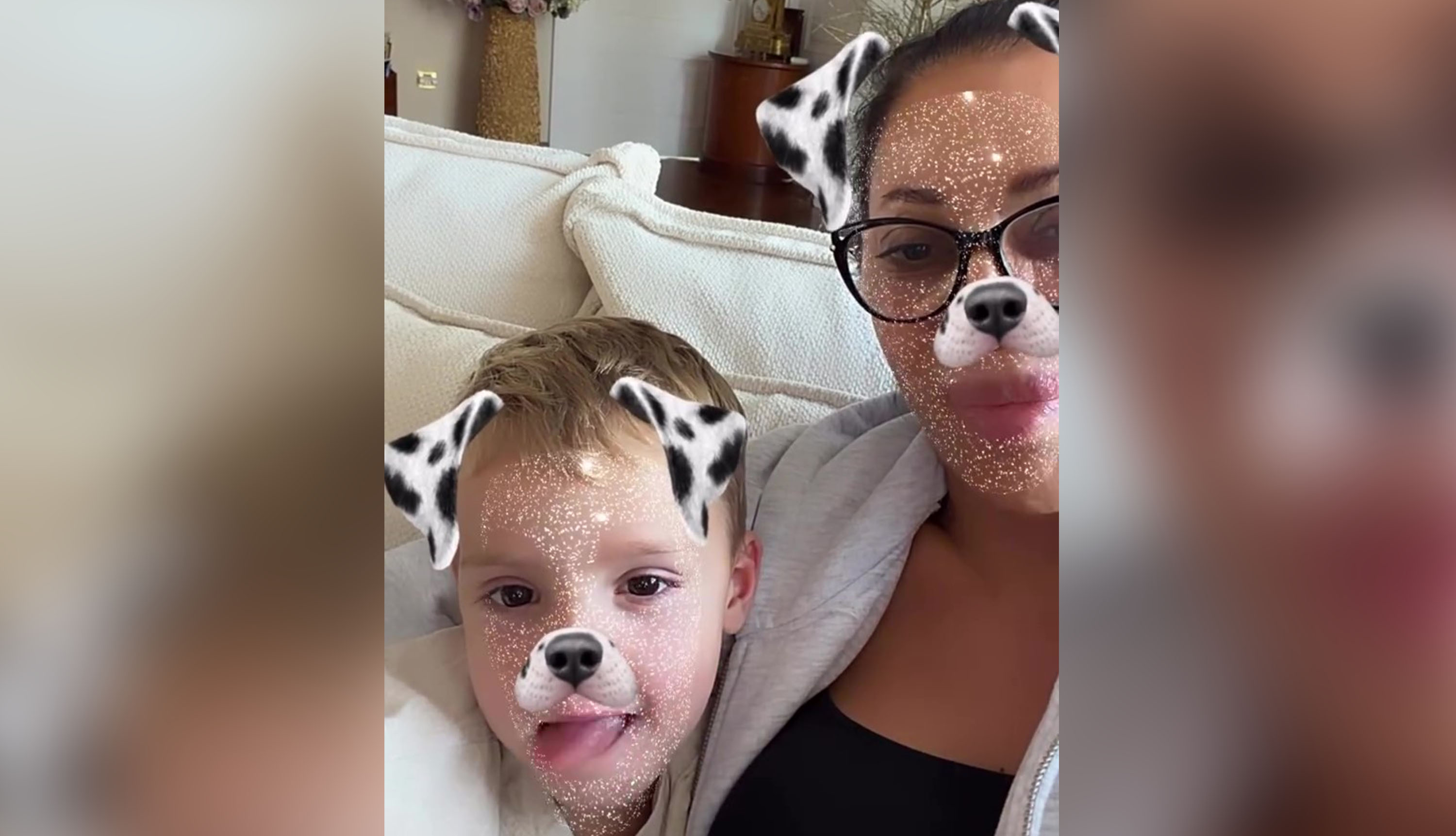 NEVIĐENA ZABAVA U DOMU CECE RAŽNATOVIĆ ZA KRSTOVDAN Pevačica pokazala kako slavi sa unukom, a svi bruje o izdanju u kom poziraju: Emotivno mu se obratila