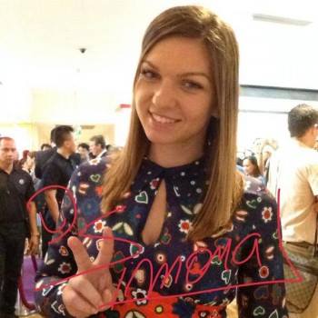 GALERIE FOTO / Simona Halep, aşa cum n-ai mai văzut-o niciodată. ^"E vibrantă şi PASIONALĂ!". Care e primul lucru pe care-l face dimineaţa şi ultimul gest înainte de culcare