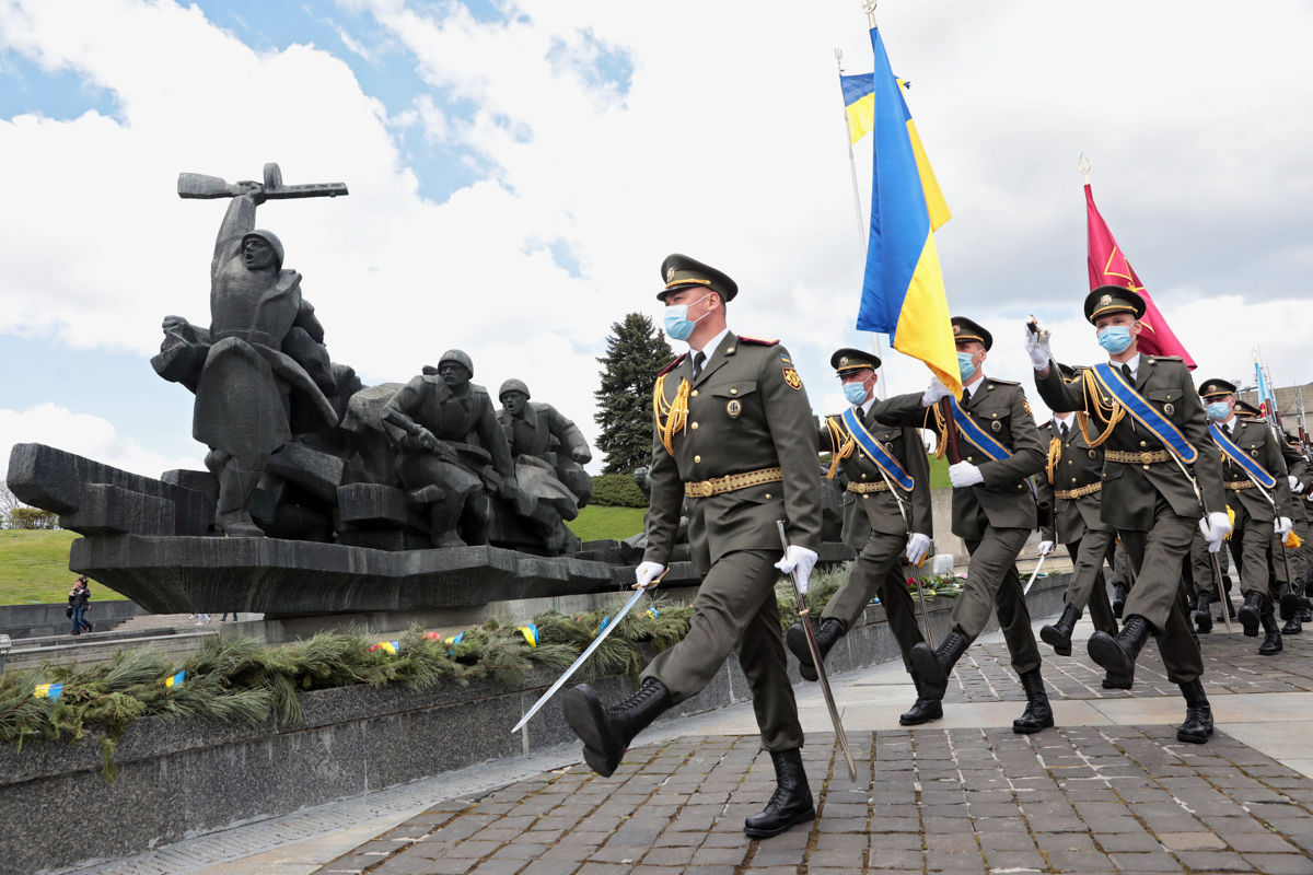 Cum a devenit 9 Mai, Ziua Victoriei,  o sărbătoare antieuropeană. Istoric ucrainean de origine română: „Rușii spun că ei au eliberat Europa, dar statele UE nu sunt recunoscătoare”