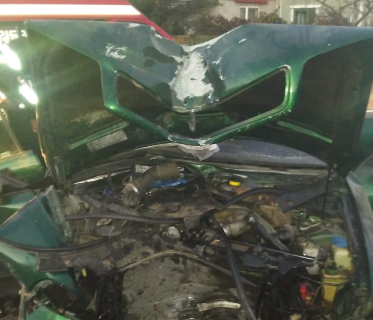 Accident mortal în localitatea Ciucurova din Tulcea. Un copil de trei ani și mama lui sunt grav răniți