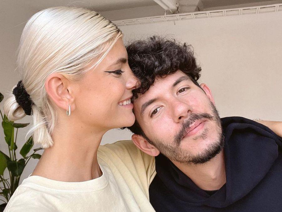 Laura Giurcanu a fost surprinsă în mall cu iubitul la doar o zi după sărutul pasional cu Aris Eram. Idila cu fiul Andreei Esca a fost de scurtă durată