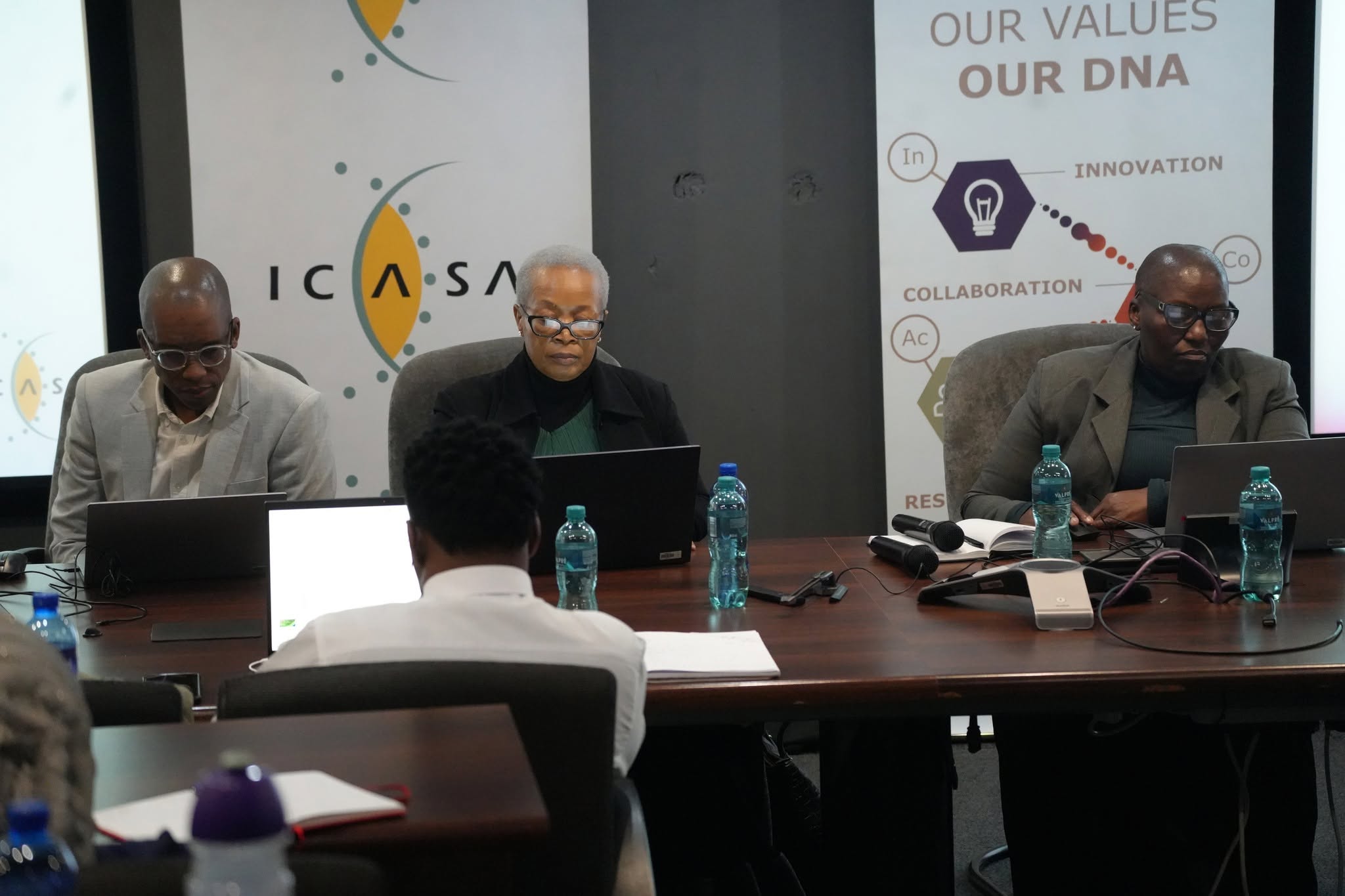 SpaceX's senior director for market access and development, Ryan Goodnight appeared before (ICASA), seeking to clarify how its ownership, licensing and spectrum rules would apply to satellite operators.