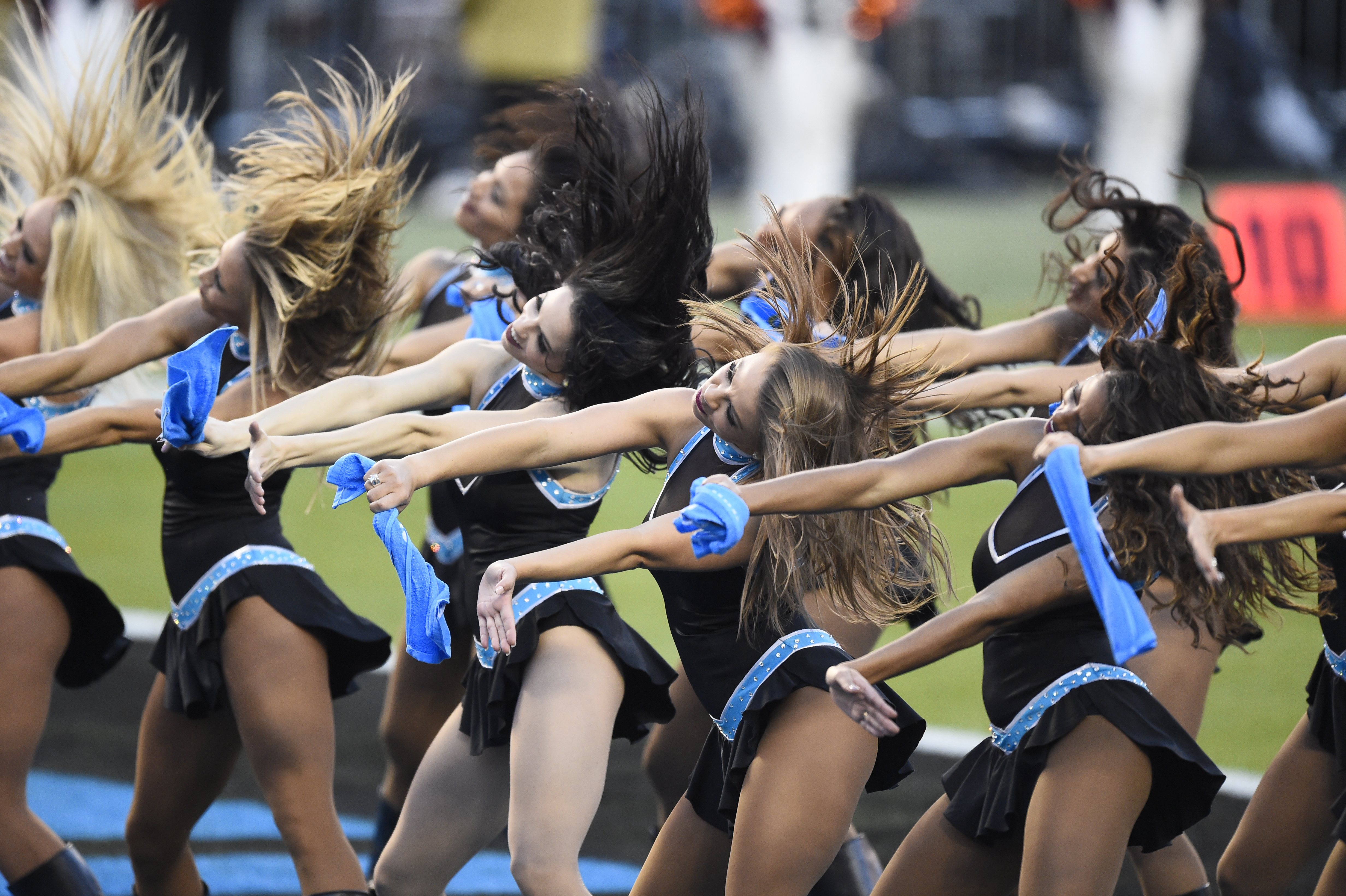 Denver Broncos a câștigat Super Bowl 50, ^după o finală de vis cu Carolina Panthers / GALERIE FOTO&VIDEO