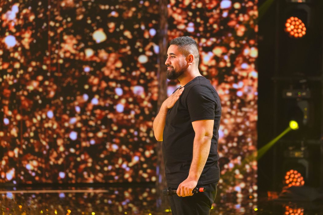 Cine este Ion Cozel de la „Românii au talent” 2025. Smiley și Pavel Bartoș au apăsat Golden Buzz pentru talentul său. „Un diamant neșlefuit”