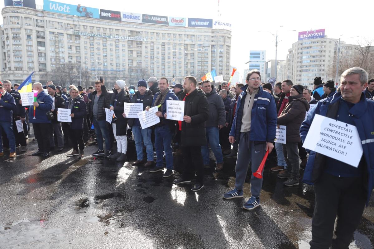 Minerii şi energeticienii protestează în Piaţa Victoriei față de măsurile luate de Guvern. Care sunt nemulțumirile lor