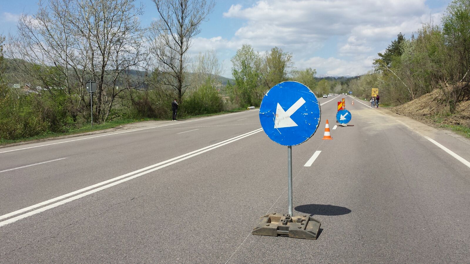 Surpare de teren pe DN1! Trafic restricţionat! GALERIE FOTO