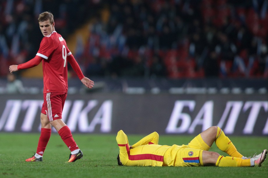 Rusia - România 1-0. Ce păcăleală! Christoph Daum a jucat la egal, dar a pierdut în ultima secundă. Din ofsaid! | LIVEBLOG