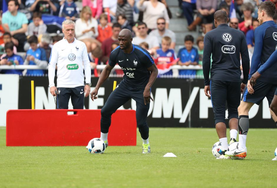 Francezii trag tare la Biarritz, pentru a învinge România în deschiderea Euro 2016. Antrenamente cu 10.000 de fani | GALERIE FOTO&VIDEO
