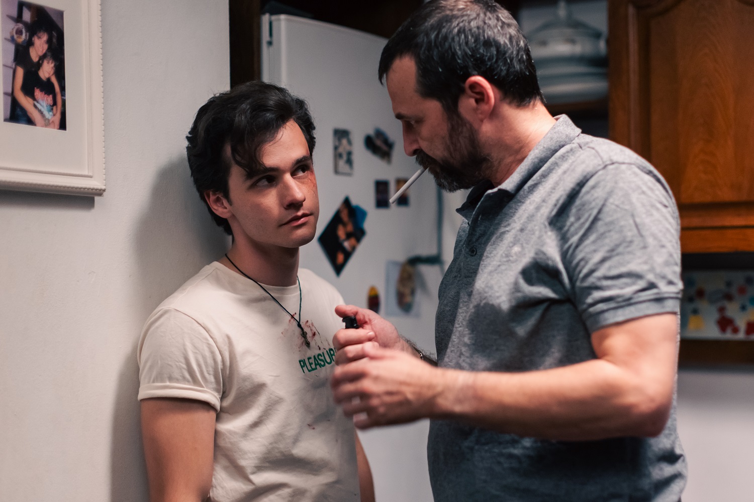 „Hoții de subiecte”, filmul din care fac parte tinerii actori Karina Jianu, Ștefan Iancu, alături de cei experimentați: Adrian Văncică și Șerban Pavlu