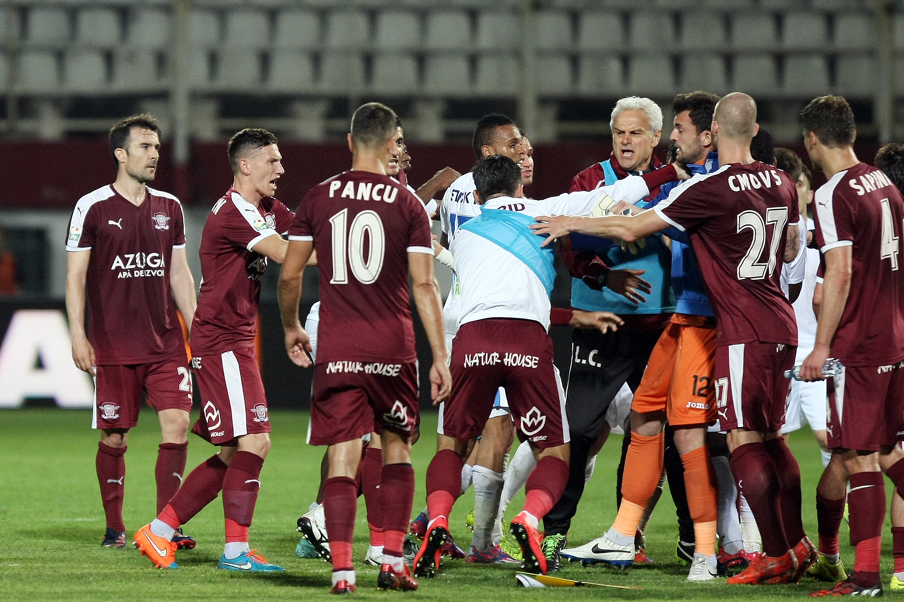 Comisia de Disciplină a FRF nu a putut judeca incidentele de la finalul partidei Rapid - CS U Craiova (1-2)