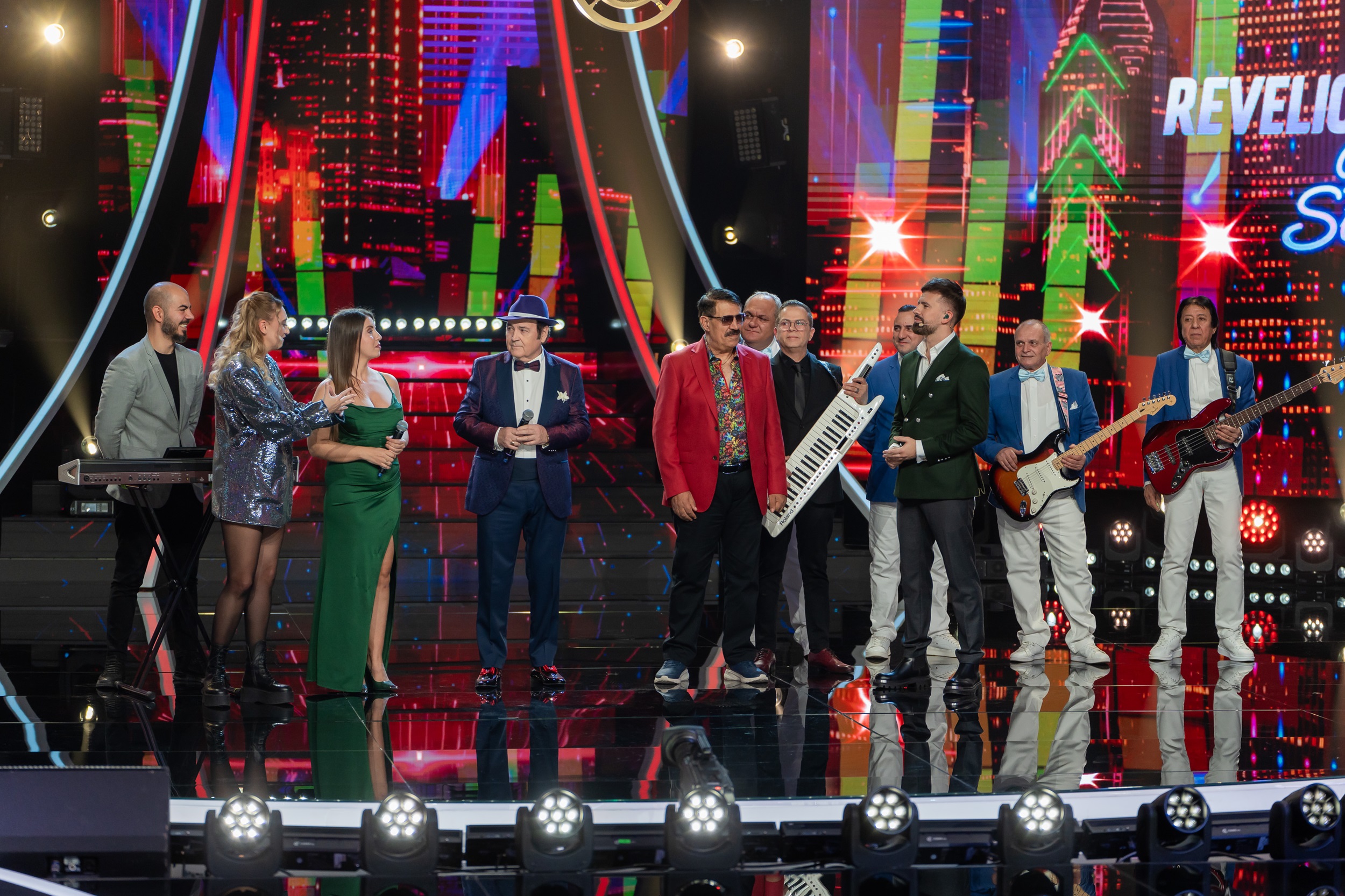 Ce artiști vor urca pe scena de la Antena 1 de Revelionul cel neBUN! Duelul Starurilor. Două nume care au scris istorie în muzica românească vor fi prezente