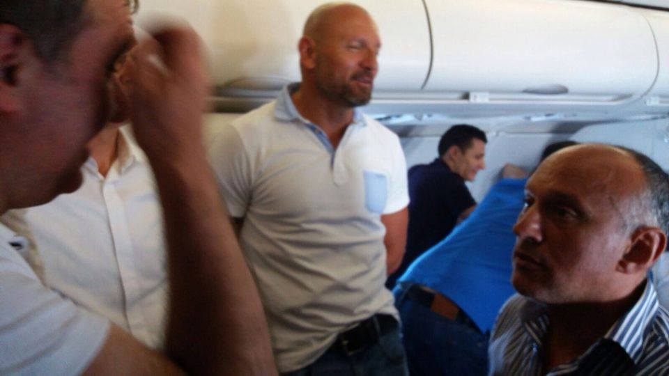Generația de Aur, întâlnire senzațională la Cardiff. Răducioiu s-a fotografiat cu tatăl lui David Beckham! GALERIE FOTO