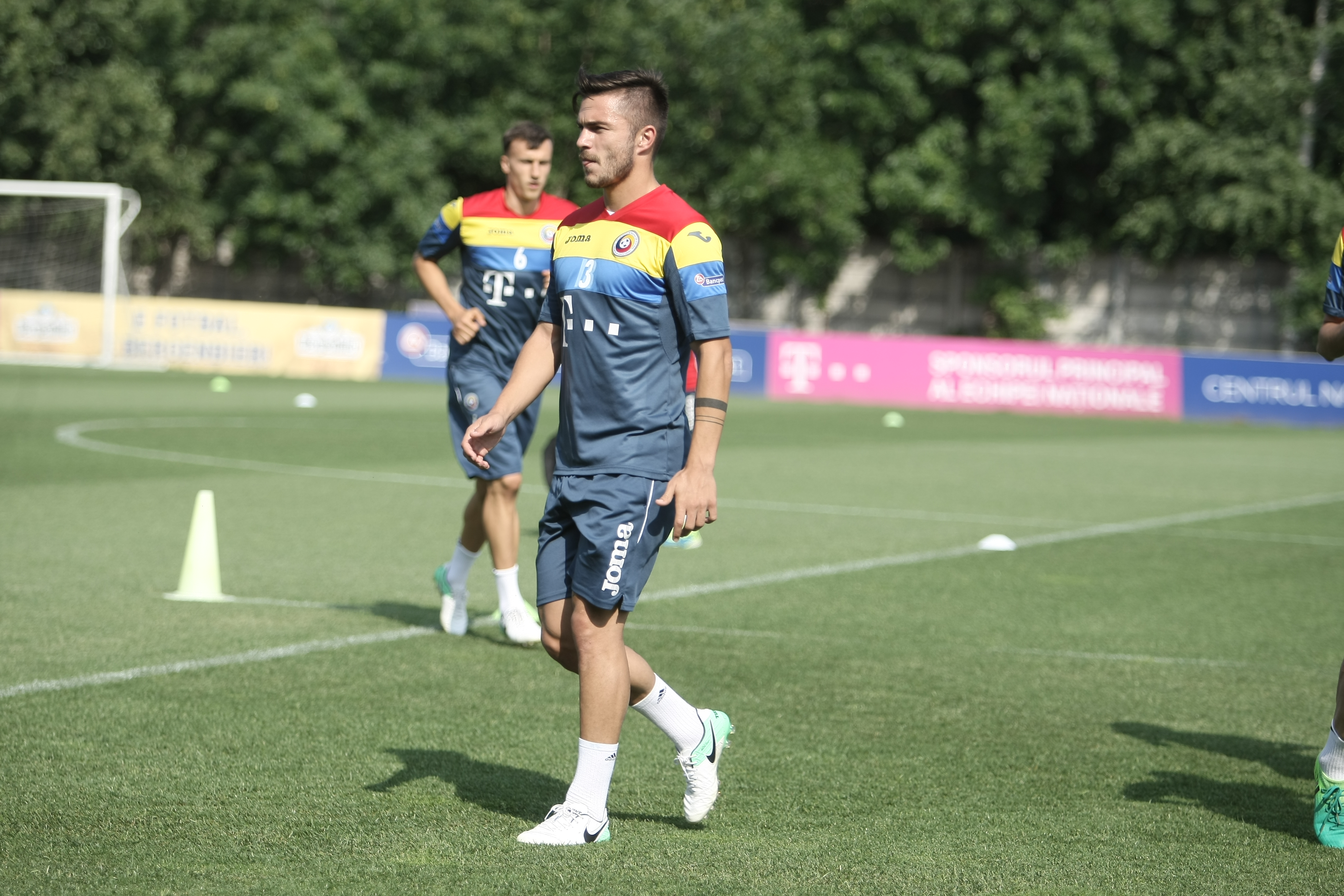 Alin Toșca își face curaj după duelurile cu Messi și Ronaldo: ”Și Lewandowski are două picioare!”