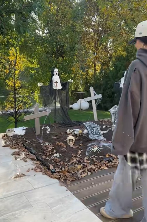 Cum și-a decorat Antonia casa de Halloween. Doar în filmele horror mai vezi așa ceva