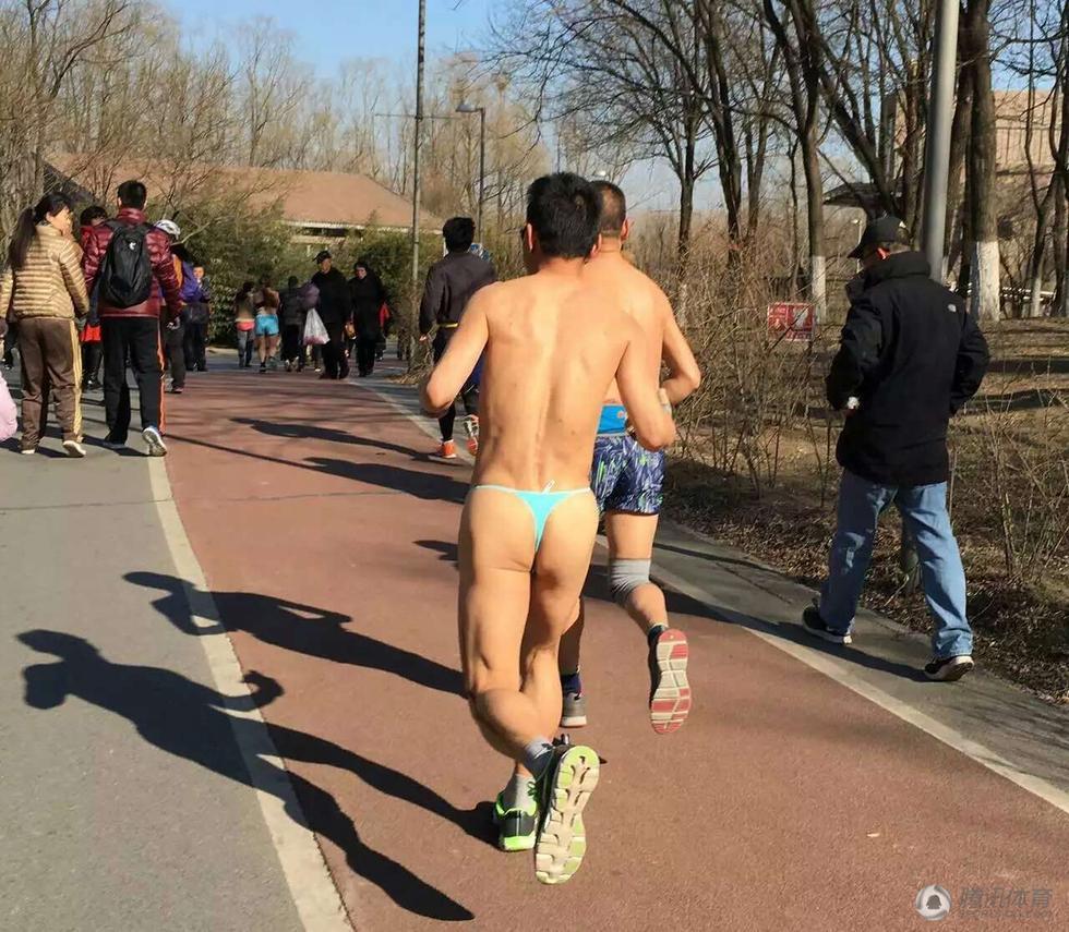 Chinezii fac lucruri trăsnite. Dan Petrescu și Budescu au rămas mască / GALERIE FOTO