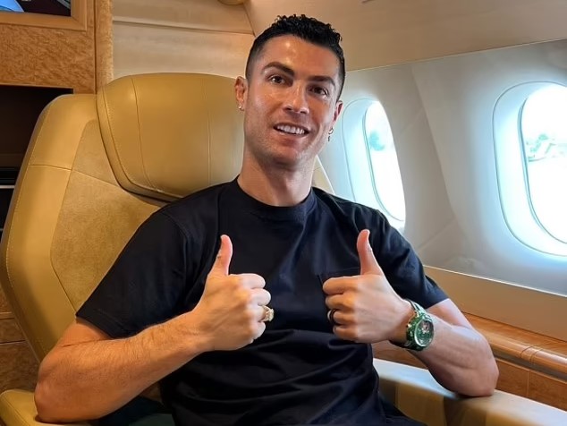 Cristiano Ronaldo marad Szaúd-Arábiában: óránként 9,5 millió forintot keres