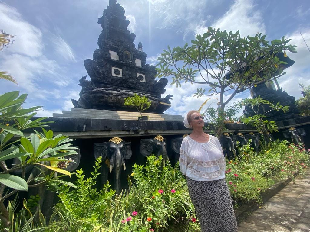 Ce i s-a întâmplat Sofiei Vicoveanca în vacanța din Bali: „Când am ieșit, am zis: «Doamne, s-a răsturnat căruța cu scutere!»”