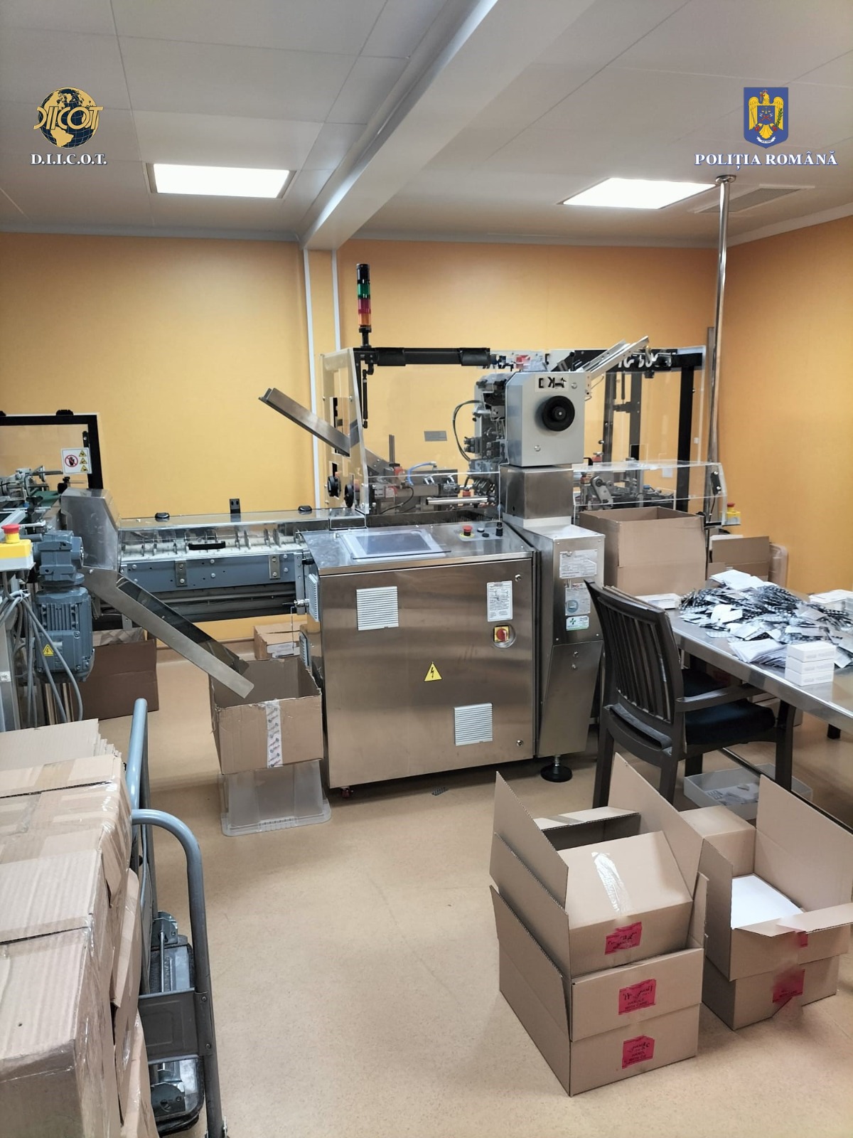 Grupare specializată în producerea de metamfetamină, anihilată. Fost vicepreședinte al Asociației Producătorilor de Medicamente, reținut
