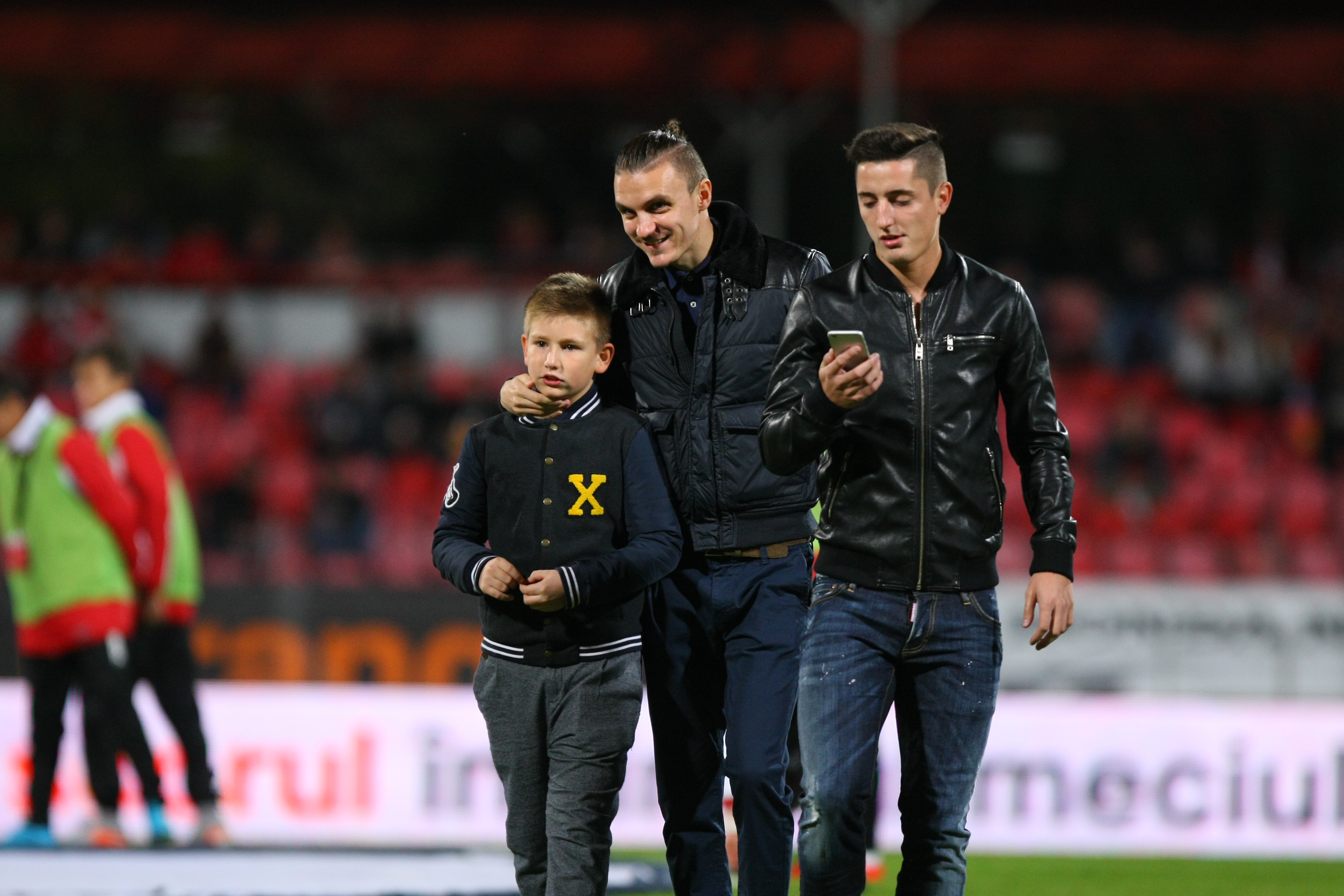 LIGA I LA FOTBAL, etapa a 14-a / Scandal după meciul Dinamo - ASA Tîrgu Mureș 2-1. ^Ardelenii protestează oficial printr-un comunicat în care reclamă un ”fault evident și lipsă de fair-play”! GALERIE FOTO