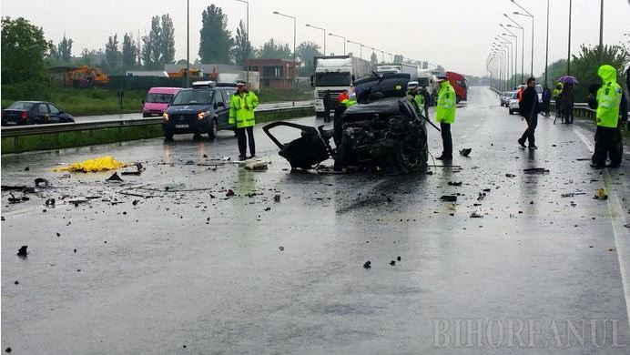 O elevă a murit într-un accident pe centura din Oradea. Andrada plecase de la școală ca să-și cumpere rochie pentru banchet