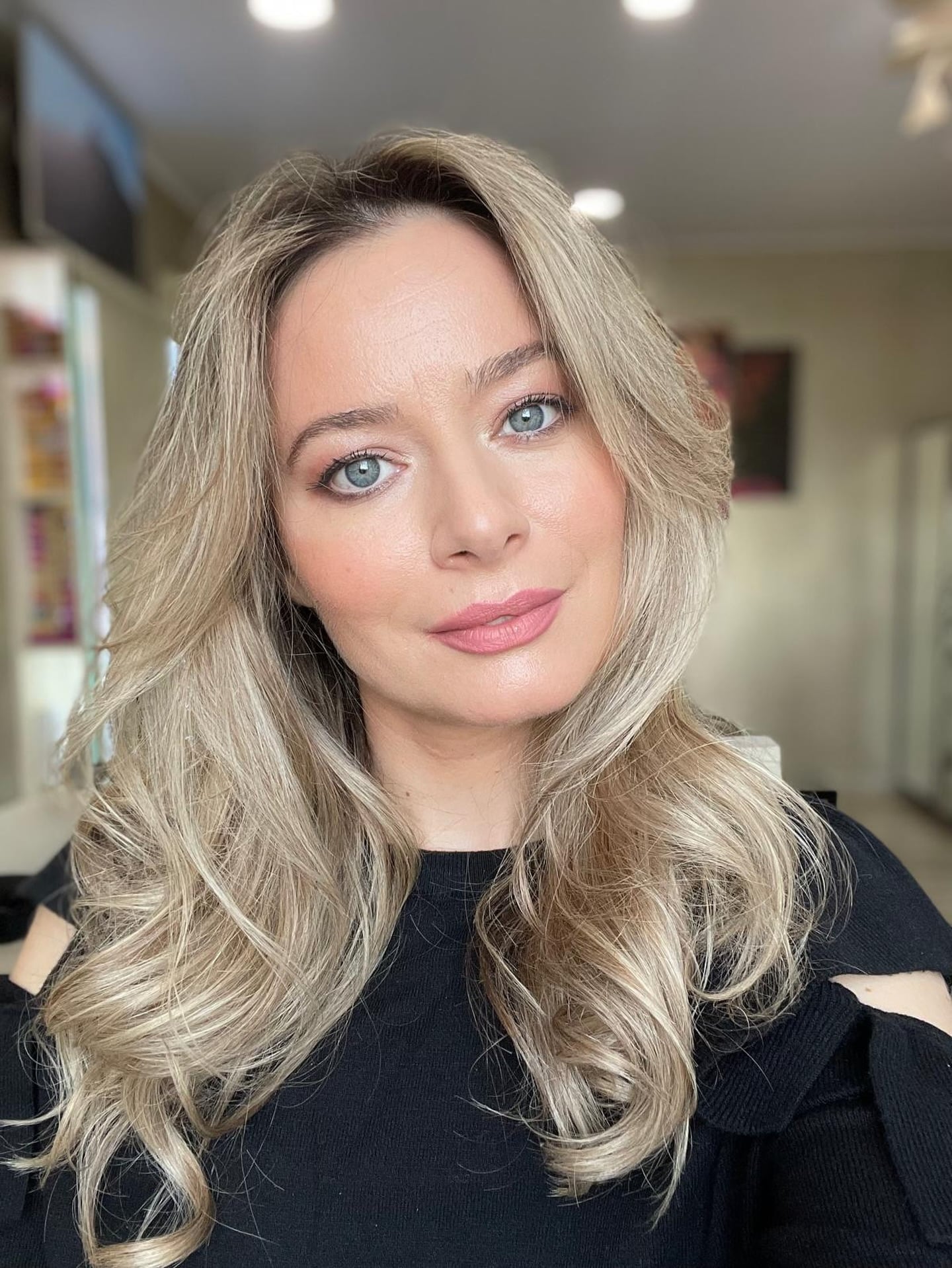 Laura Cosoi a ajuns la spitalul din Thailanda, la câteva zile după ce a anunțat că este însărcinată pentru a cincea oară. „Doamne-ajută!”