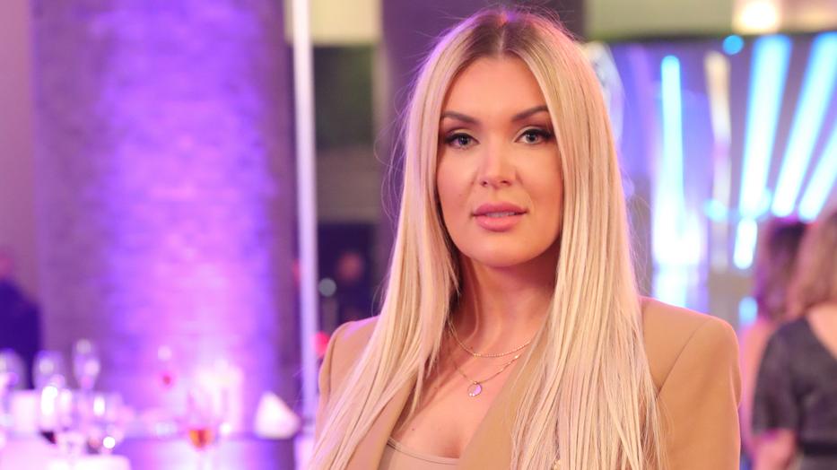 Szomorú hírről számolt be Hódi Pamela: beteg a kislánya