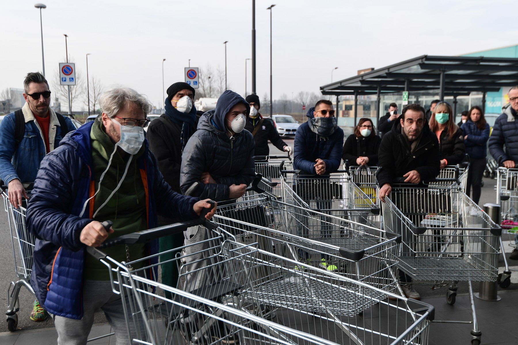 Cum arată localitățile italiene izolate din cauza coronavirusului. Pedeapsa pe care o riscă cei care nu respectă restricțiile