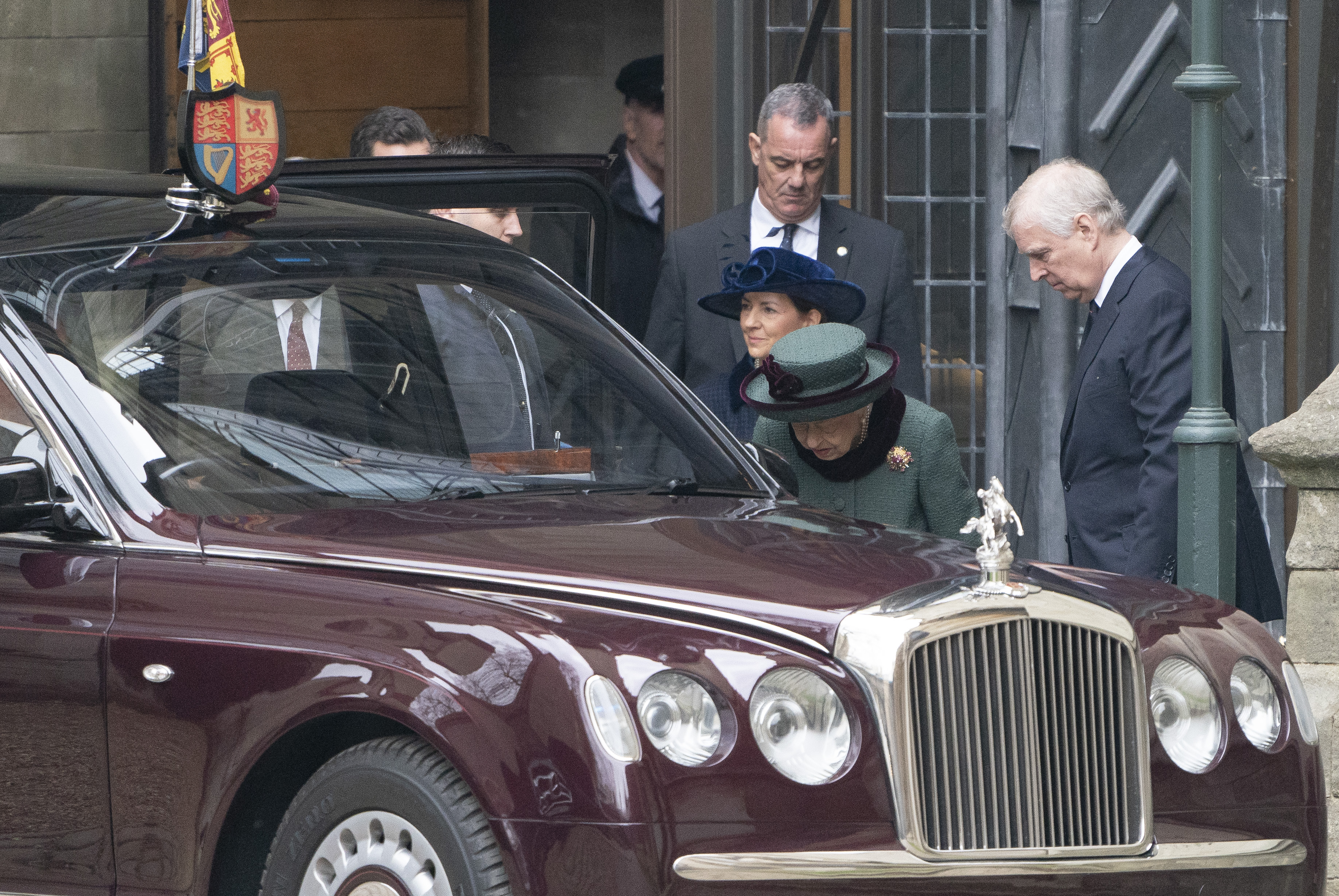 Regina Elisabeta a II-a, prima apariție publică după 5 luni. Suverana a participat la o ceremonie în memoria prințului Philip