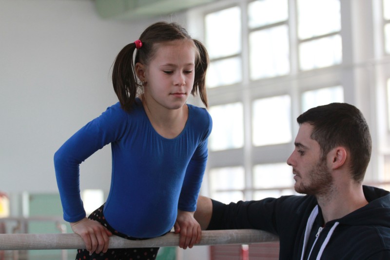 O zi din viața unor gimnaste: cu cântec spre sală, înainte! (EPISODUL 2) / FOTO&VIDEO