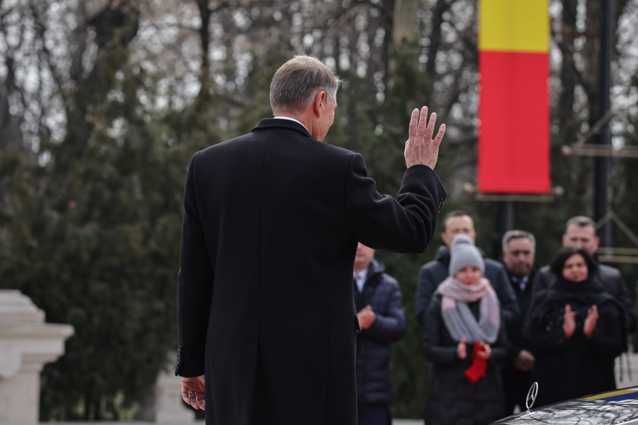 Klaus Iohannis a plecat de la Palatul Cotroceni. Ilie Bolojan e noul președinte interimar al României