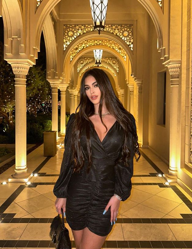 Fiica Andreei Berecleanu, surprinsă alături de Alex Pițurcă. Cum a fost fotografiată Eva Zaharescu când credea că nu o vede nimeni