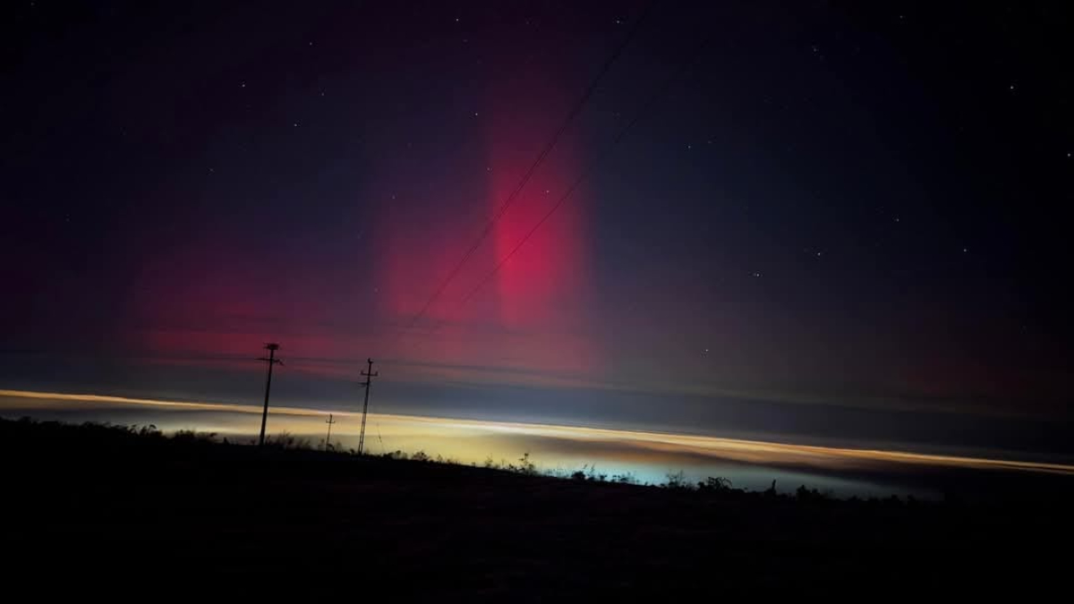 Imagini spectaculoase la Cluj cu aurora boreală vizibilă în noaptea de 1 ianuarie