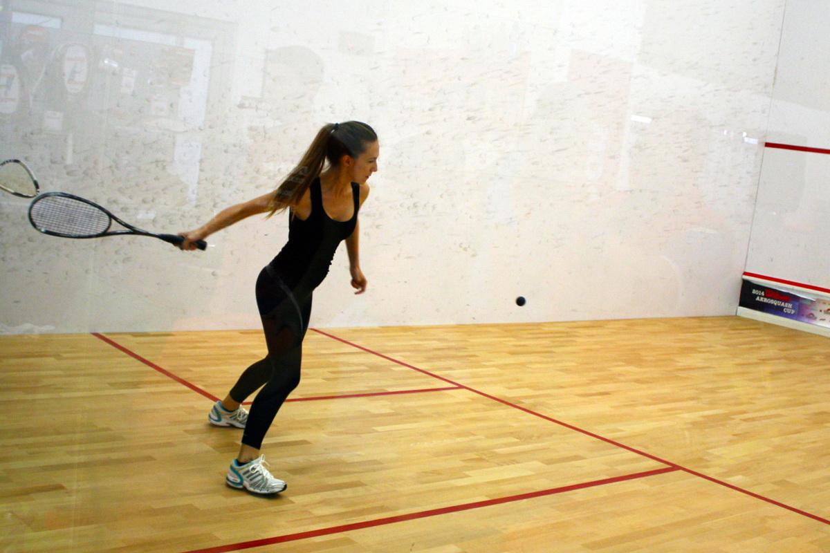 Avem antrenor străin, pe gratis, la națională! Totul despre squash și lumea lui aparent exclusivistă