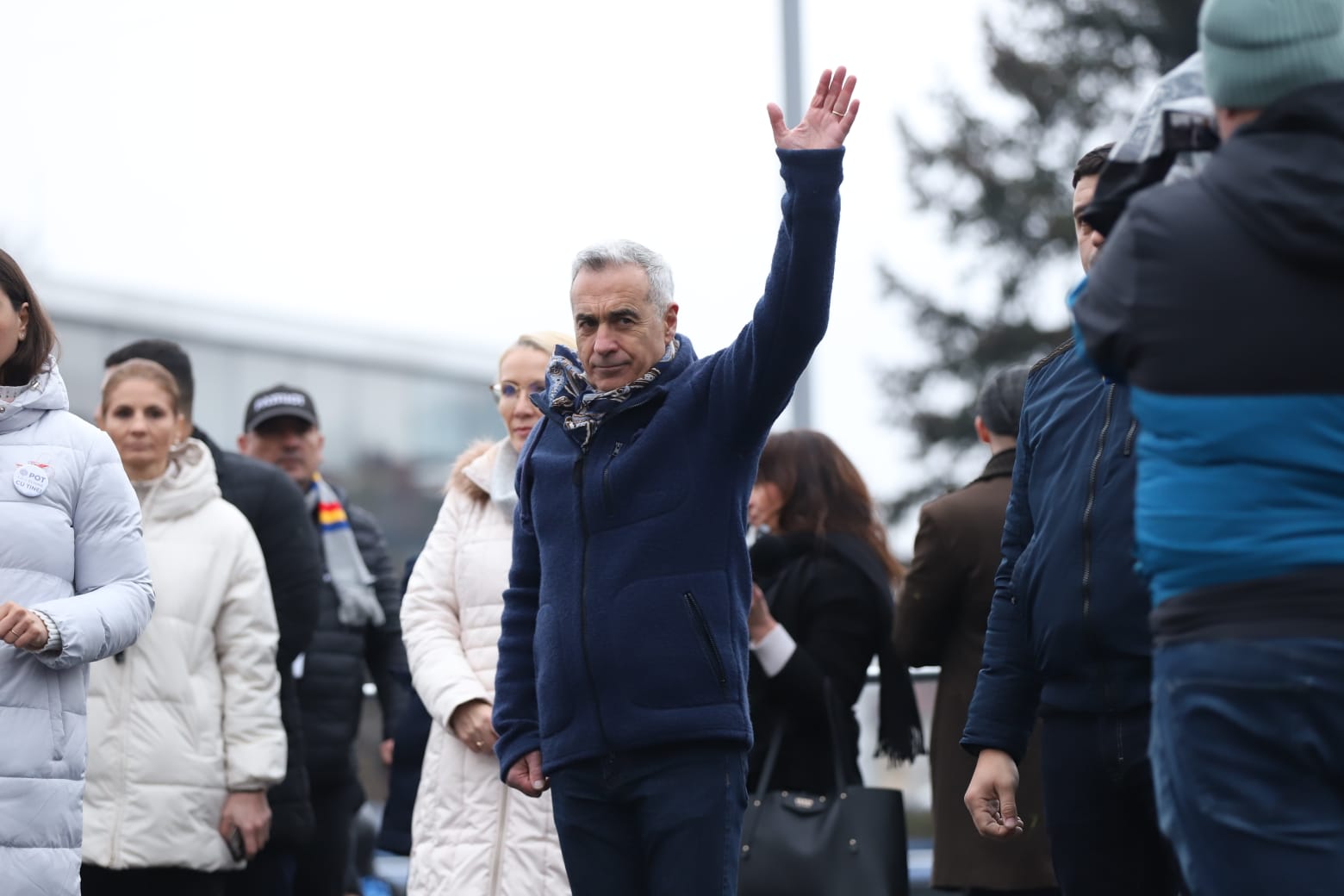 Străzi închise de poliție în ultima clipă în București, în timpul mitingului anunțat de AUR pe 1 martie