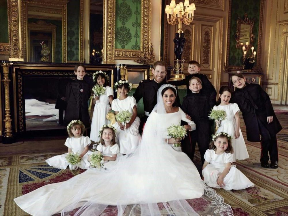 FOTO | Ținutele purtate de prințul Harry și Meghan Markle la nunta regală vor fi expuse