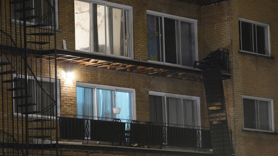 Balconul apartamentului lui Lucian Bute din Montreal s-a prăbușit! ^Doi oameni au murit. Mister KO - anchetat?