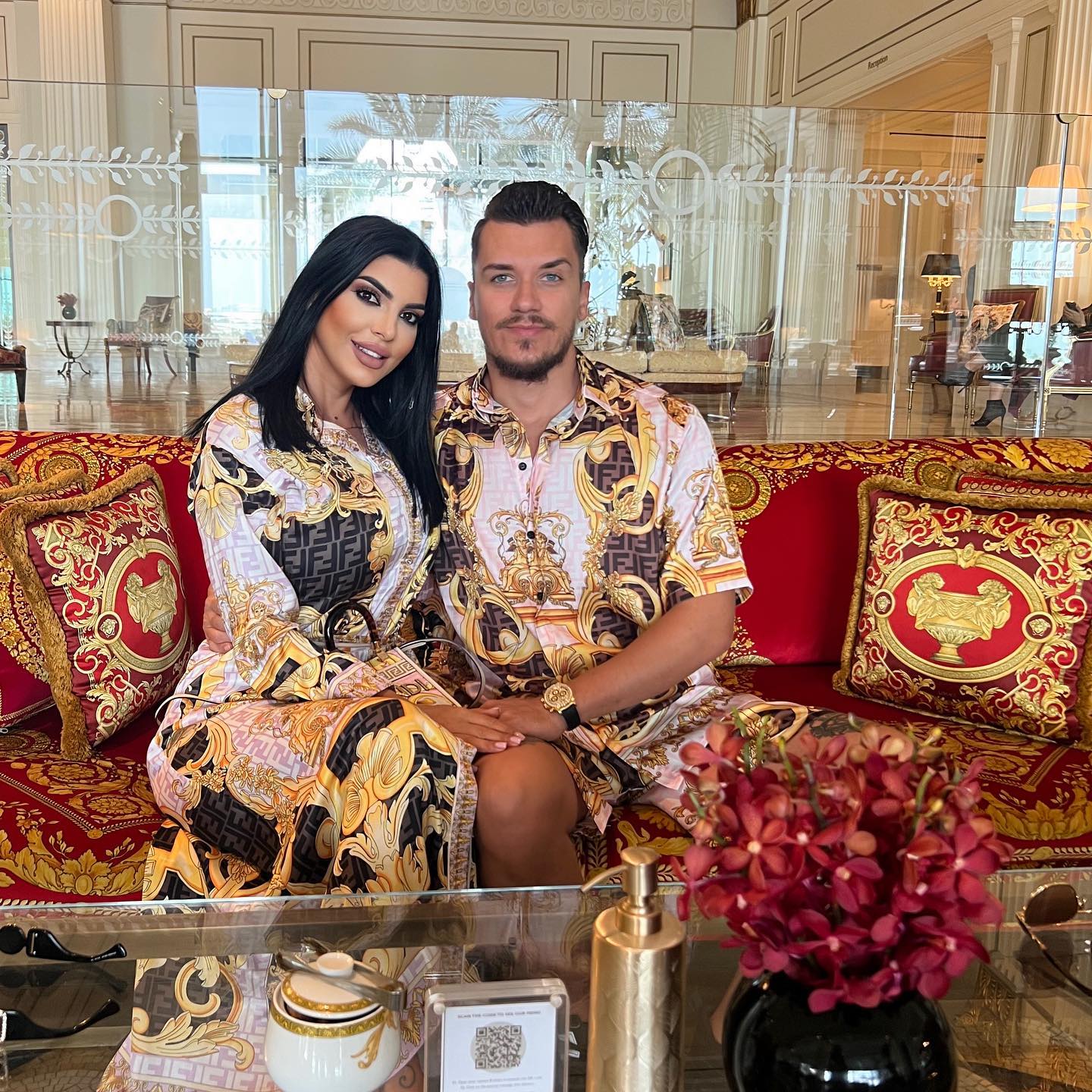 Imagini cu casa Andreei Tonciu. Doar mobilierul pentru dormitorul matrimonial a fost 10.000 de euro