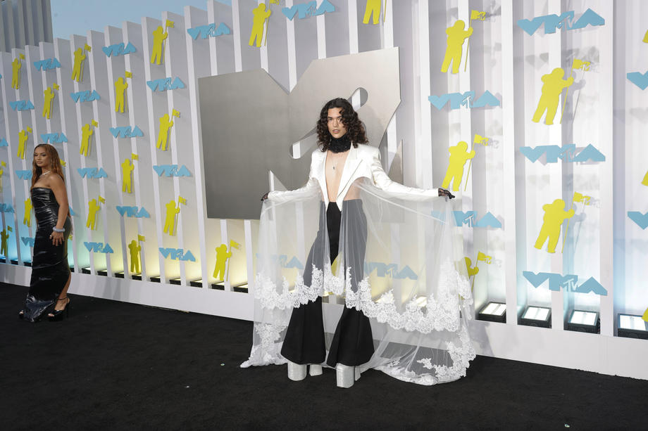 Ținute extravagante MTV VMA 2020. Taylor Swift, în cea mai îndrăzneață ținută a sa