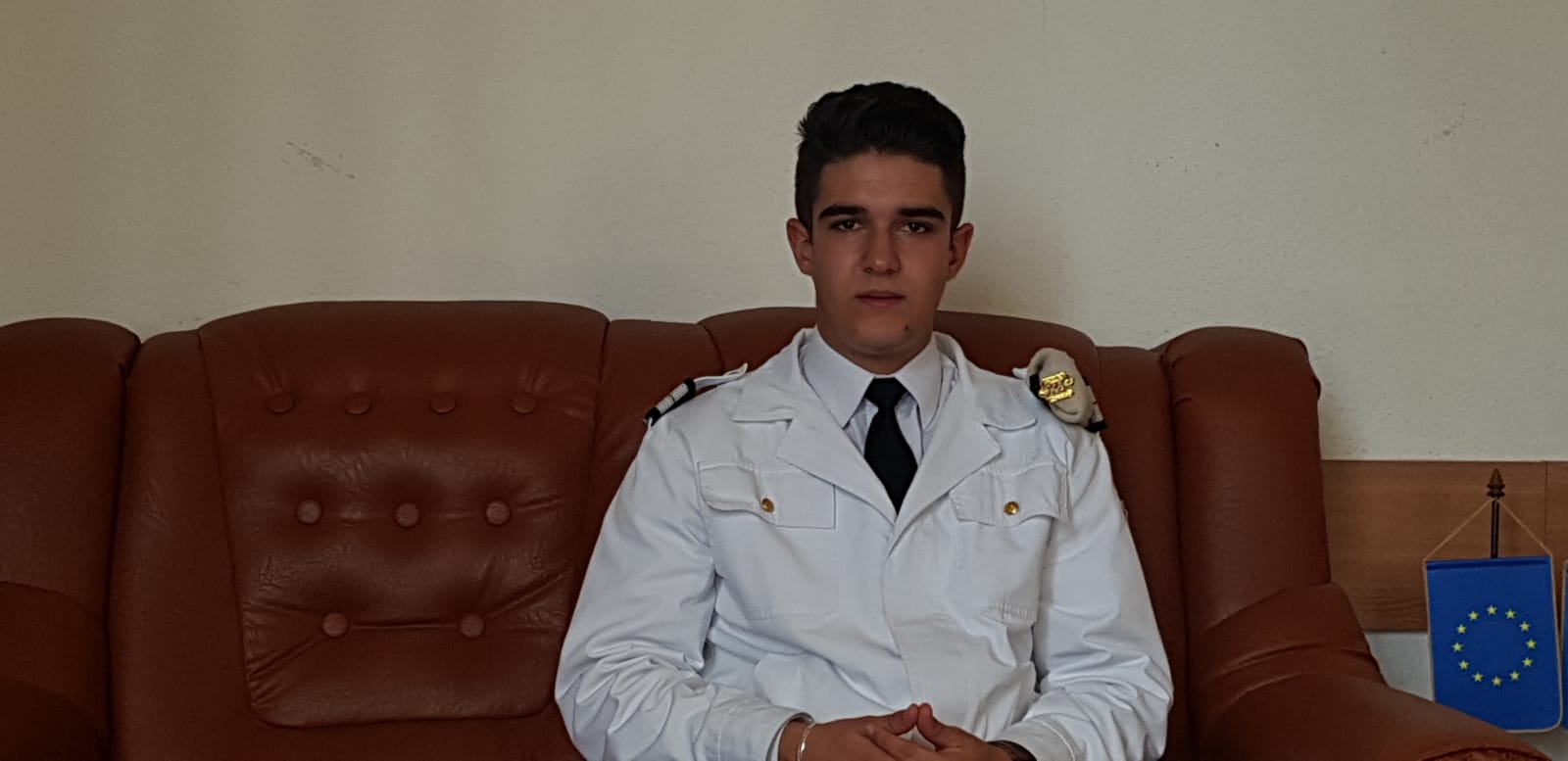 REPORTAJ/ Cornel Victor Barbu, românul admis la Academia Navală a SUA: “Bunica așa mi-a spus: cu un ochi plâng, dar cu altul sunt fericită"