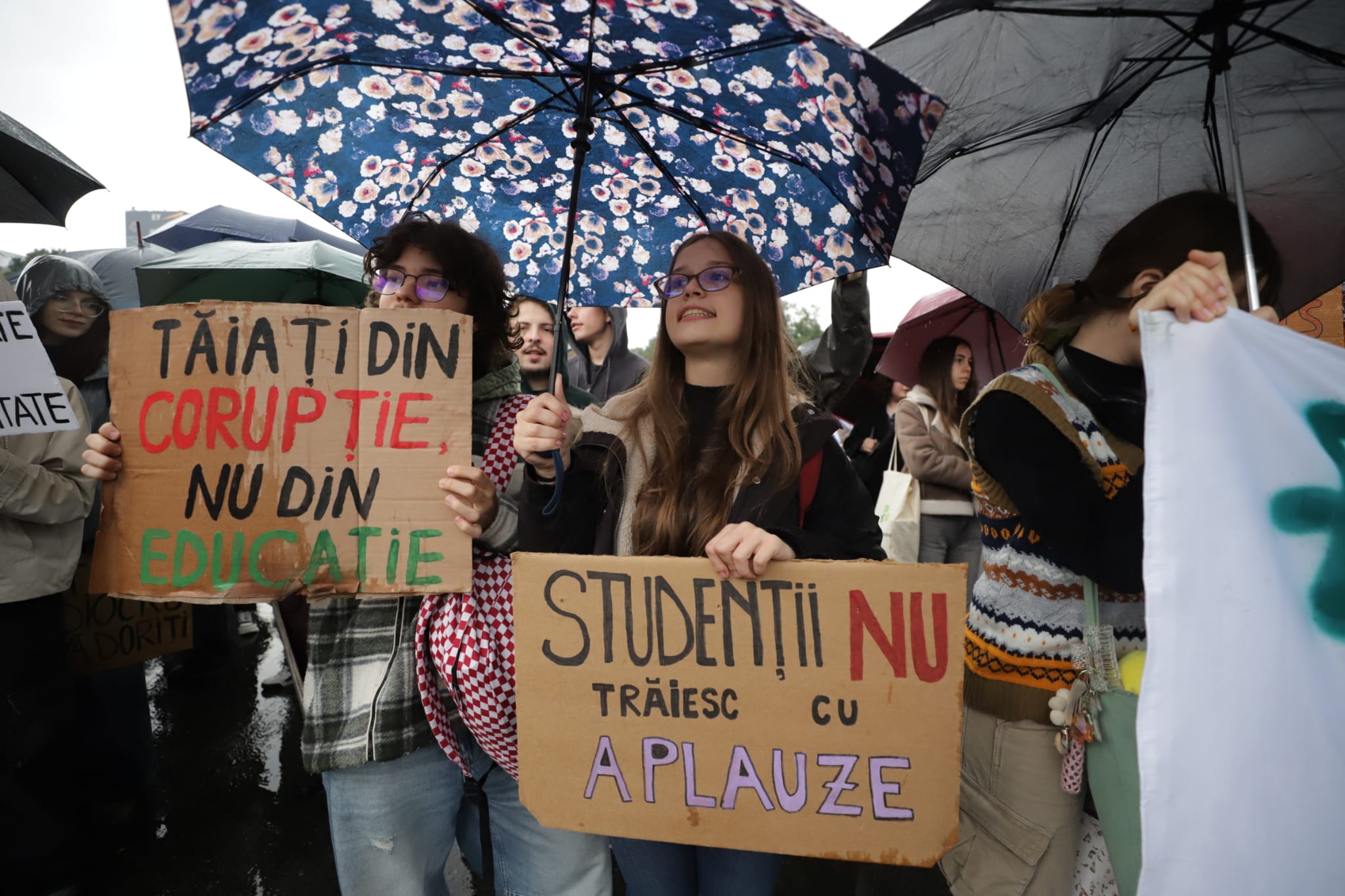 Anul universitar a început cu proteste ale studenților față de măsurile impuse de Guvernul Bolojan