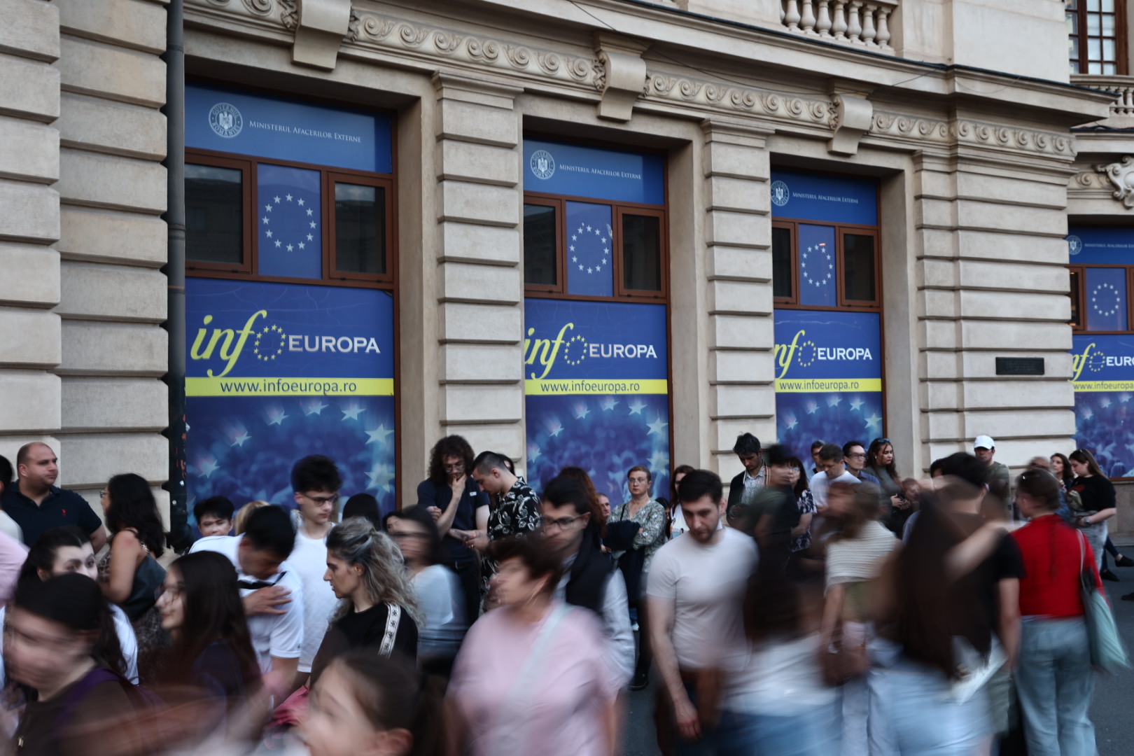 Noaptea Muzeelor 2026. Mii de oameni au stat la coadă ca să vadă muzee gratuit în București