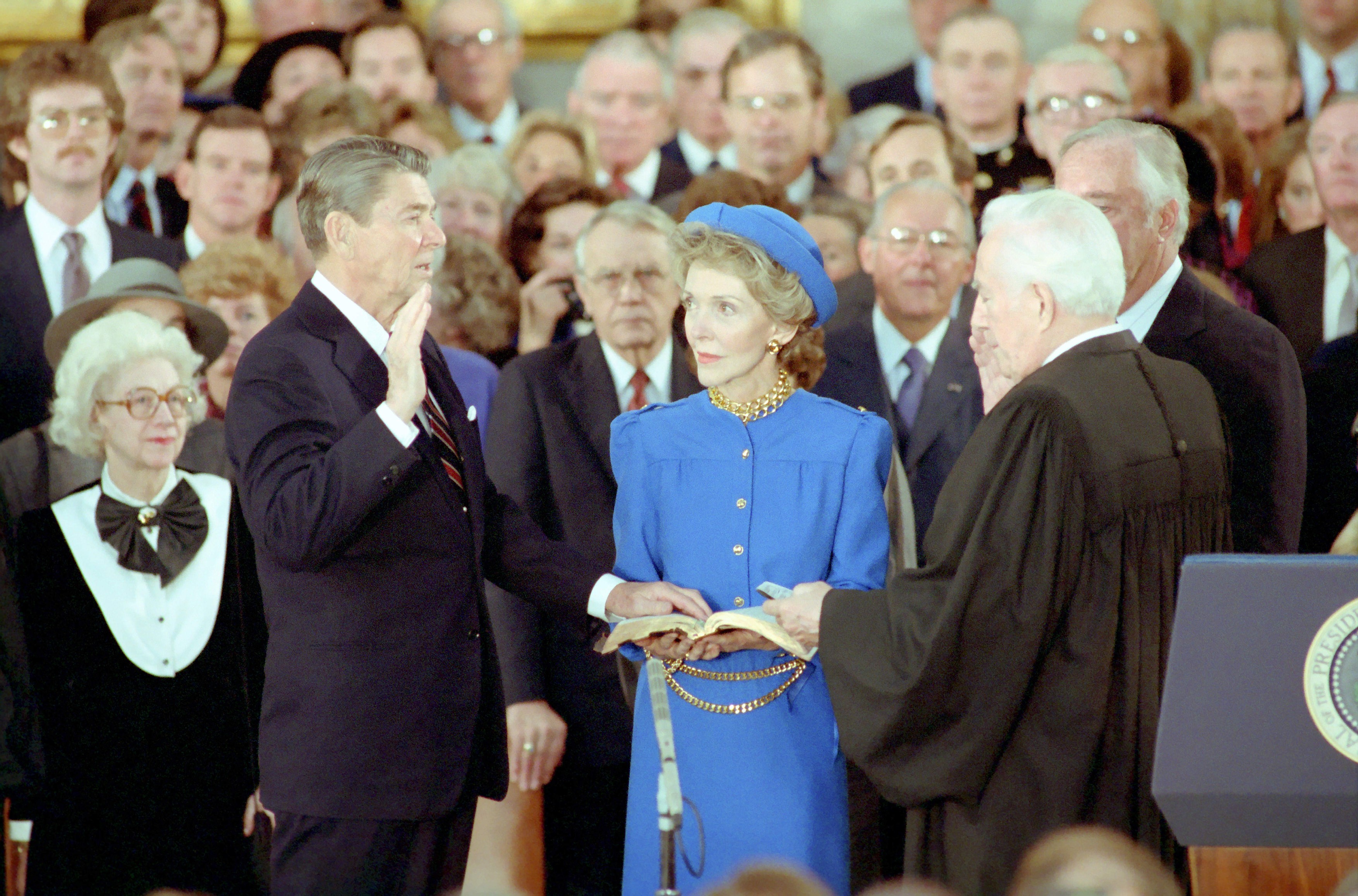80 de ani de modă cu primele-doamne ale Americii. Istoria vestimentară din ziua inaugurării președintelui Statelor Unite