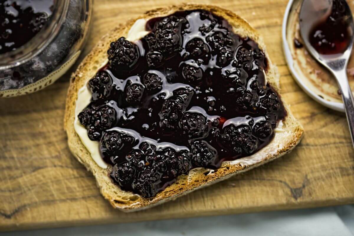 Dulceață de mure - idei de rețete pentru gem și dulceață din mure proaspete