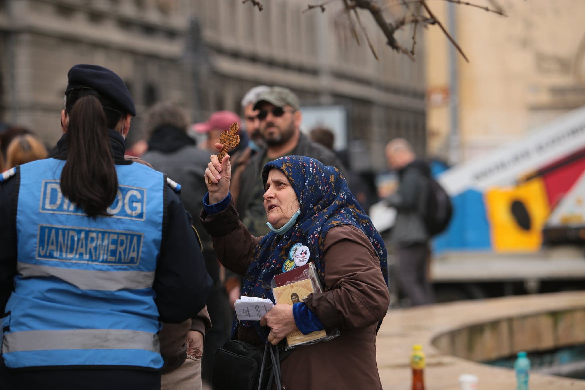 Noi proteste în București și Constanța. „Foamea ne scoate din casă”