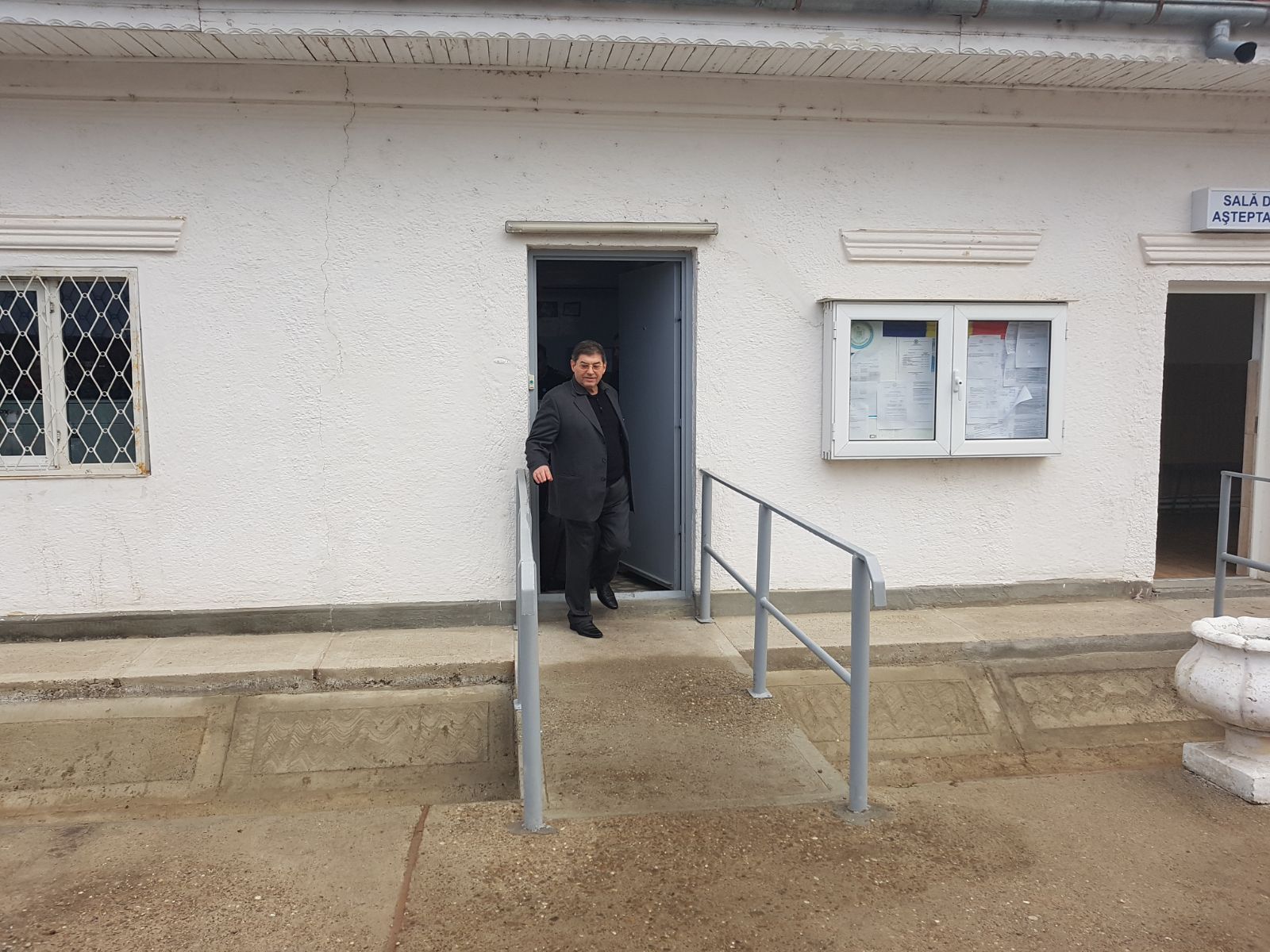 FOTO&VIDEO Fostul președinte al CCI Mihail Vlasov a ieșit din pușcărie și spune că se duce la familie: "Mă simt liber în libertate"