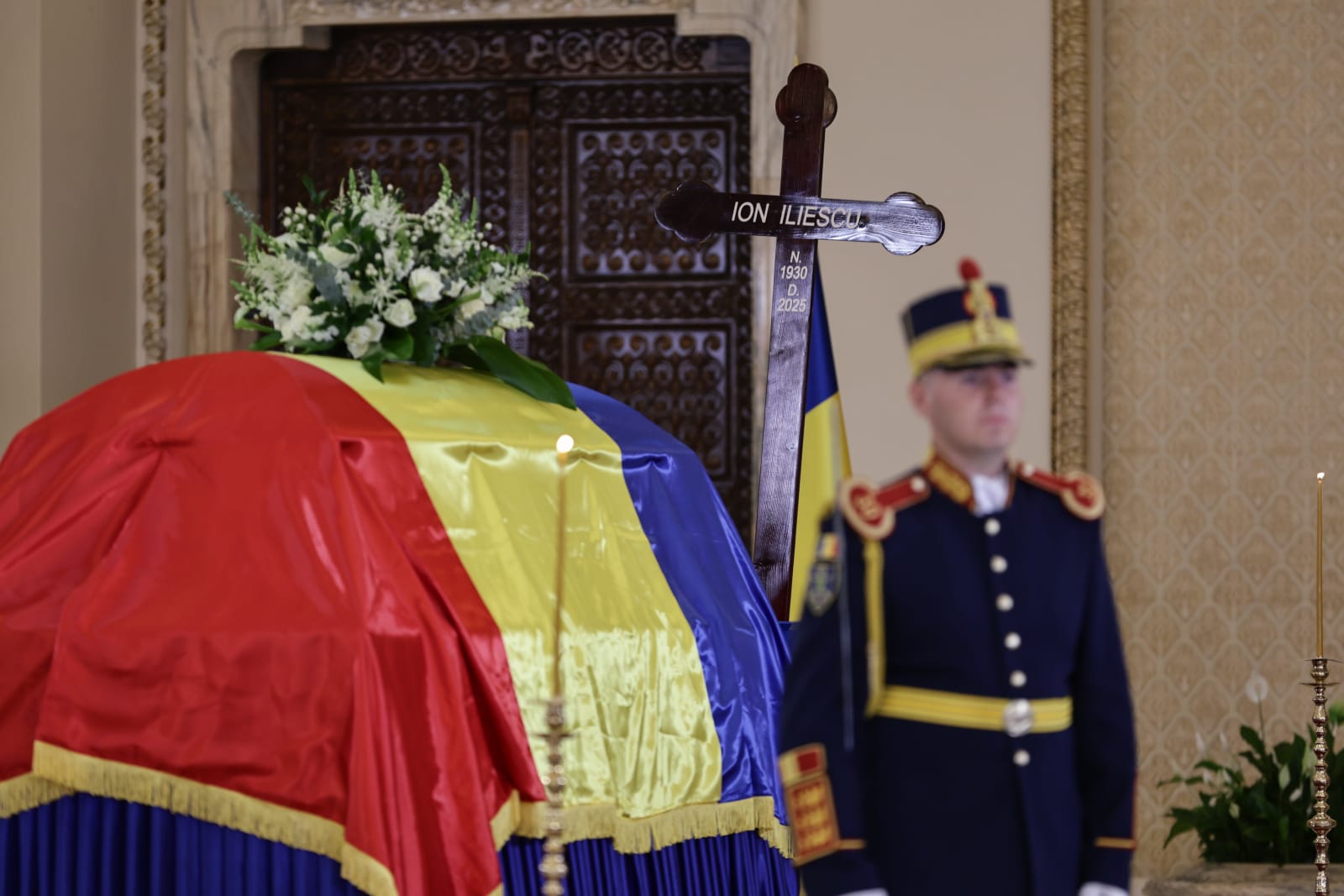 TVR, o nouă gafă: „Reprezentanții Spitalului Grigore Antipa au precizat că starea de sănătate a fostului președinte Ion Iliescu s-a deteriorat”