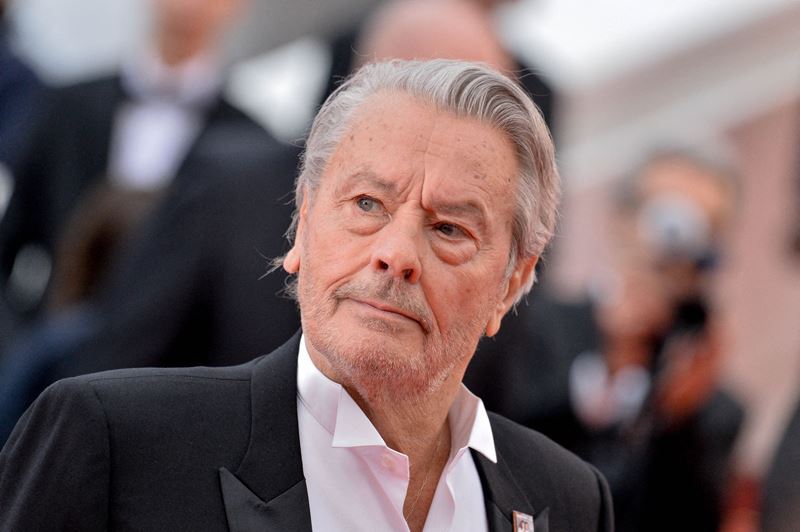Cum i-a spart Sile Cămătaru casa lui Alain Delon: „Am luat vinuri în valoare de 50.000 de euro”